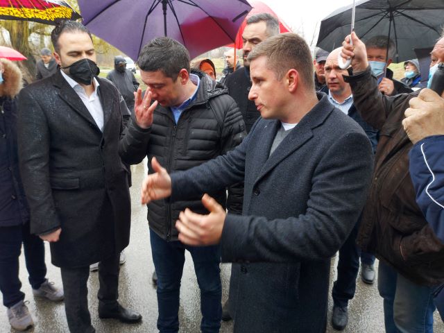 Вода у Крњачи до вечерас, проблеме решавамо у најкраћем року